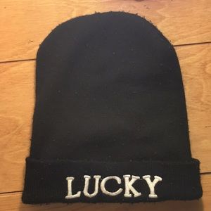 LUCKY hat